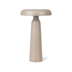 VINGA Avery RCS table lamp